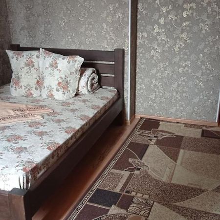 Готель Адріана Дунаївці Екстер'єр фото
